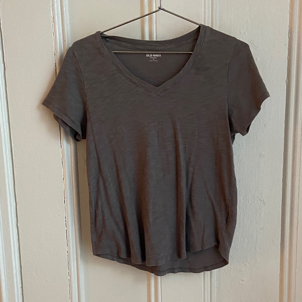Old Navy Charcoal Short Sleeve V-Neck Tee